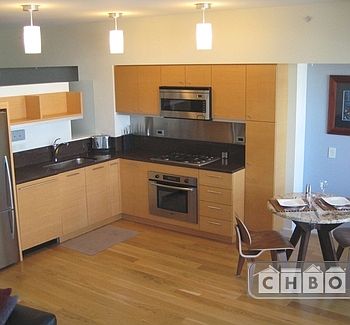 Kitchen & Dining