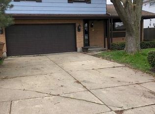 73 Lucy Ln, Cheektowaga, NY