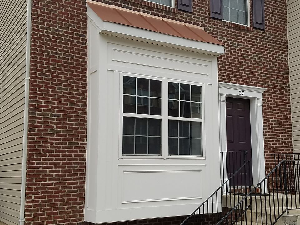 1st image of 25 Townes Pl
