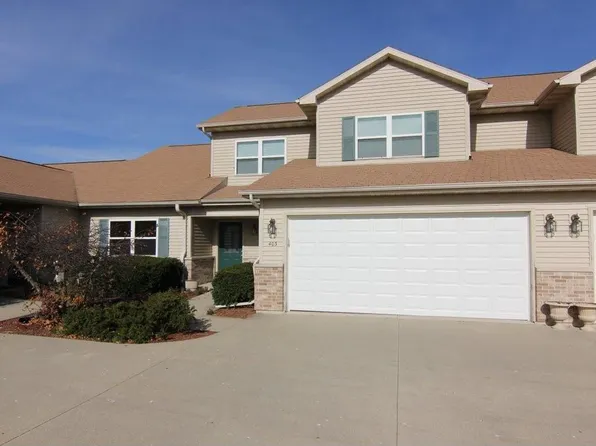 403 Concord Dr, Oregon, WI 53575