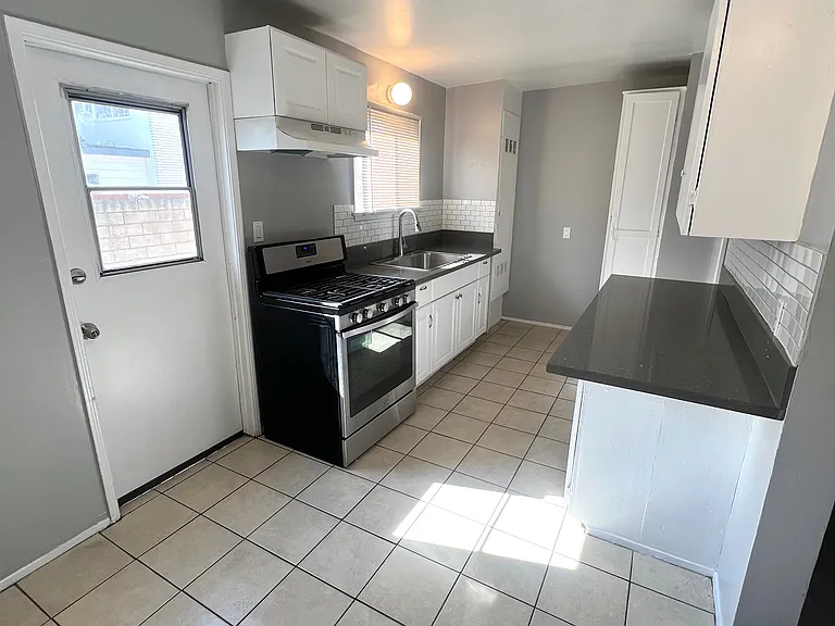 3420 Santa Anita Ave #5 — Photo 2