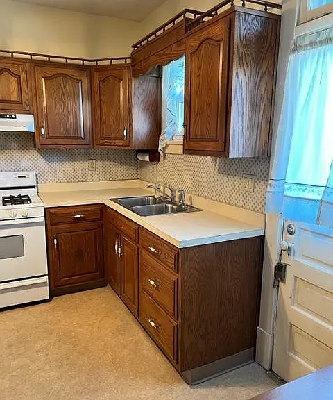 831 Beaver Rd — Photo 6