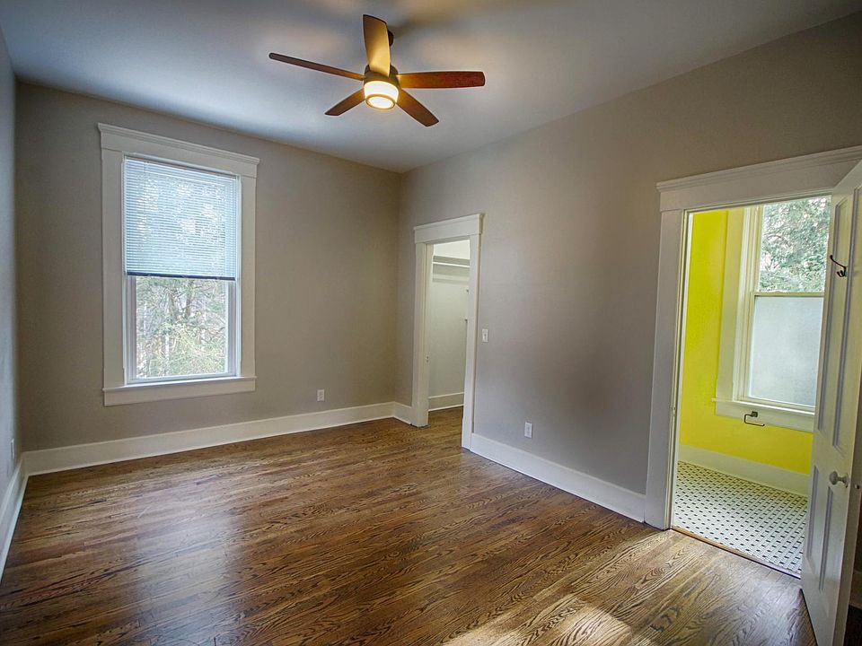 Primary bedroom with en suite bath and large closet