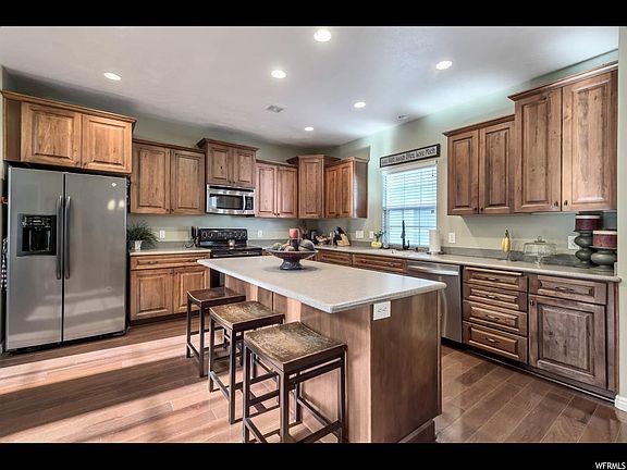 5th image of 4237 W Lake Bridge Dr