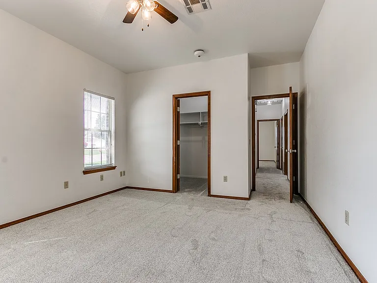 6439 Masons Dr — Photo 15
