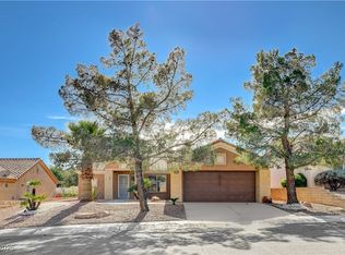 10113 Crescent Creek Dr, Las Vegas, NV 89134