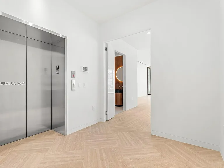5 Grove Isle #S330 — Photo 11
