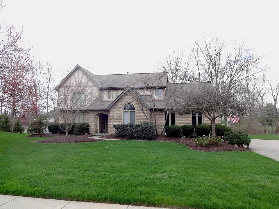 1st image of 13034 Heatherstone Cir NW