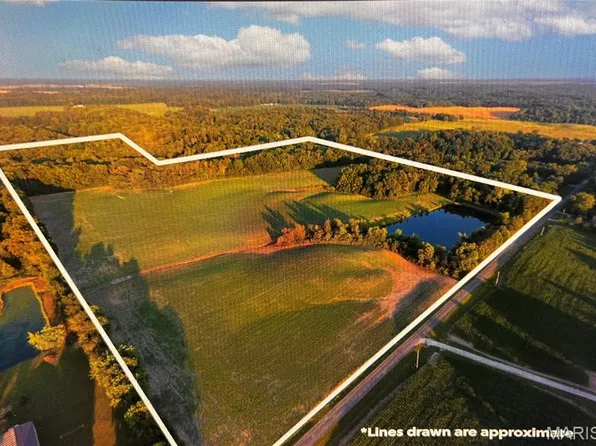 2076 Carter Rd, Coulterville, IL 62237