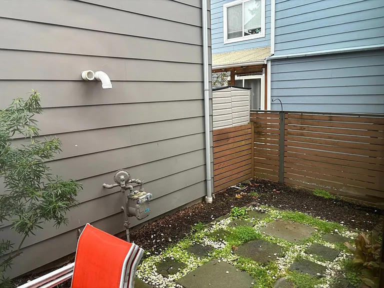 2415 S Norman St — Photo 15