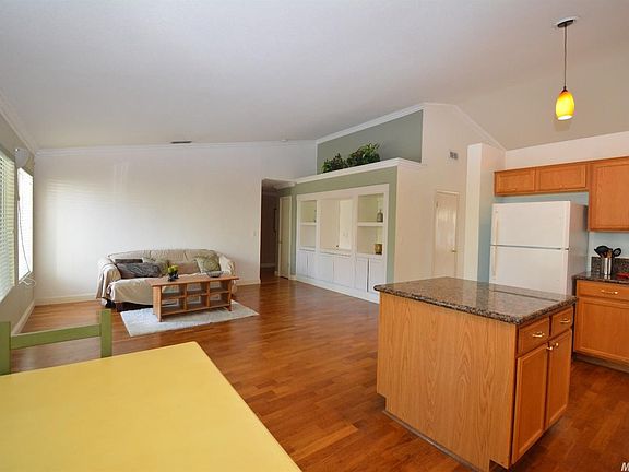 4th image of 3878 Stemmler Dr