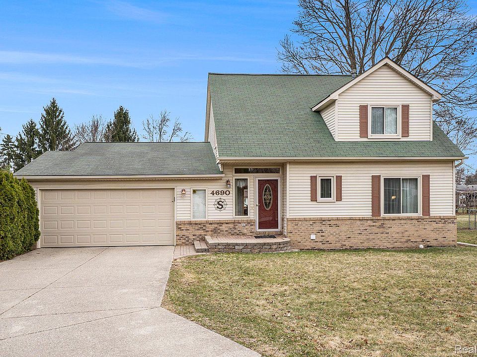 1st image of 4690 Woodhull Dr