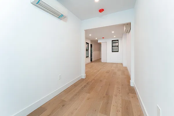 Rented by Yellowstone Equity Management Inc | media 39