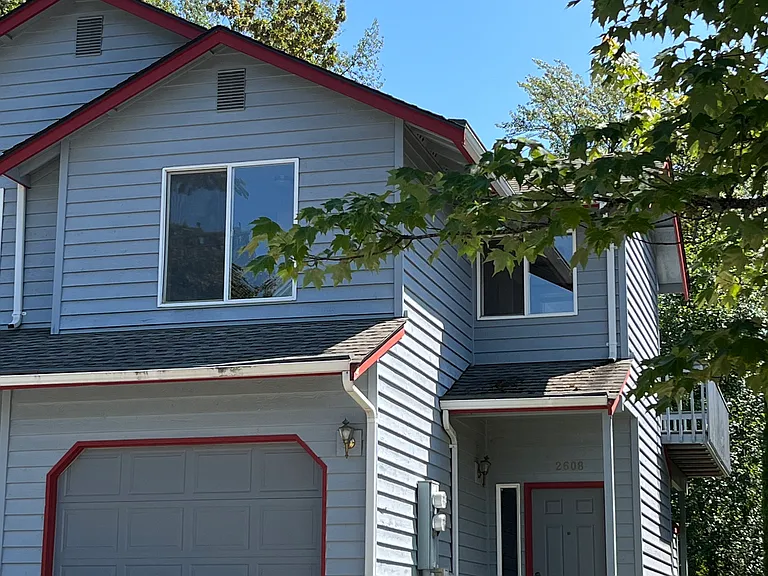 2608 Kentucky St — Photo 2