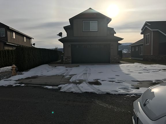 2nd image of 23943 Crescent Bay Dr NW