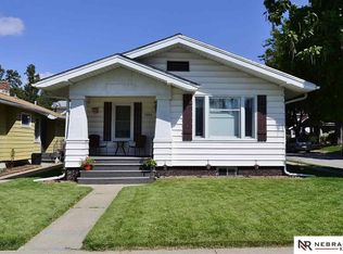 3204 Oak St, Omaha, NE 68105