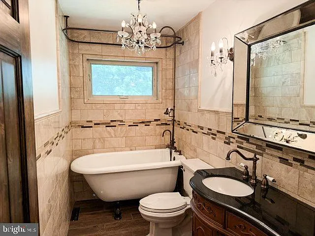 1 Filmore Ln — Photo 16