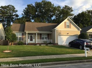 136 Meadowview Dr, New Bern, NC 28562