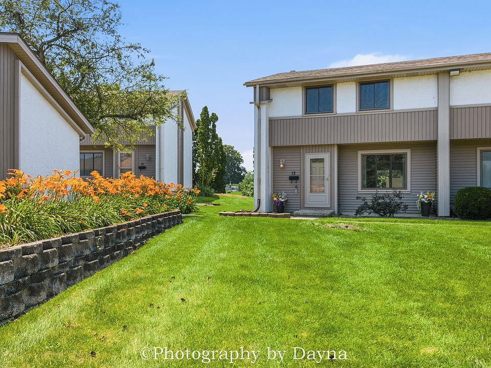 1st image of 13 Briarcliff Ct #13