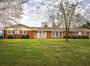 1087 Ross Rd, Vinton, VA 24179