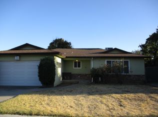 4550 E Gettysburg Ave, Fresno, CA 93726