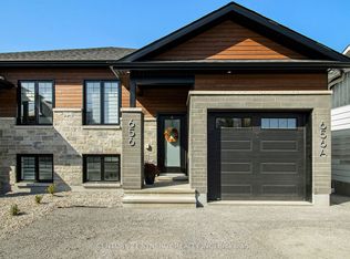 656 Dollard St #A, Casselman, ON K0A 1M0