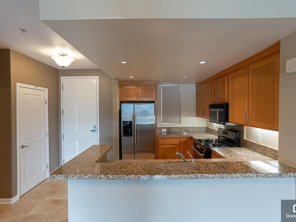 1st image of 501 Crescent Way APT 5201
