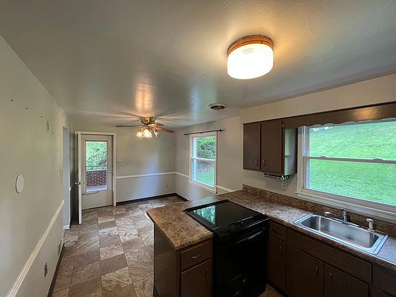 2nd image of 119 Northumberland Dr