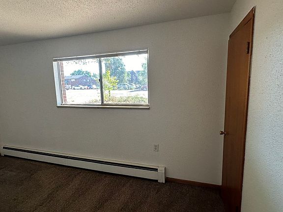5th image of 1313 Burton Ct APT 1