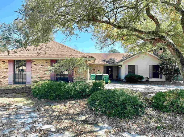 307 N Buckingham Dr, Slidell, LA 70461