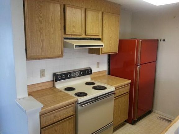 5th image of 10164 Dedham Dr