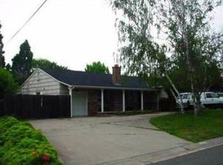 3827 Cresta Way, Sacramento, CA 95864