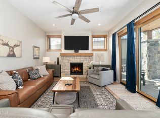 16 SPRINGVIEW LN A-102, Fraser, CO 80442