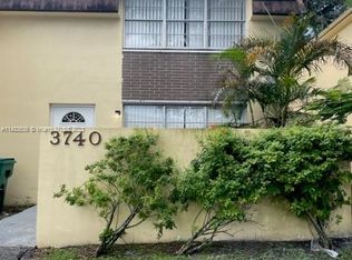 3740 SW 60th Ter #20, Davie, FL 33314