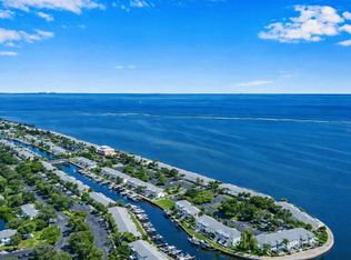 5245 Coquina Key Dr SE APT D, Saint Petersburg, FL 33705