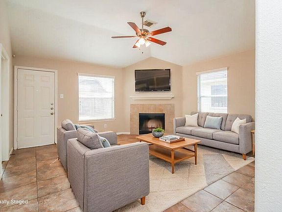 3rd image of 21506 Lovis Way