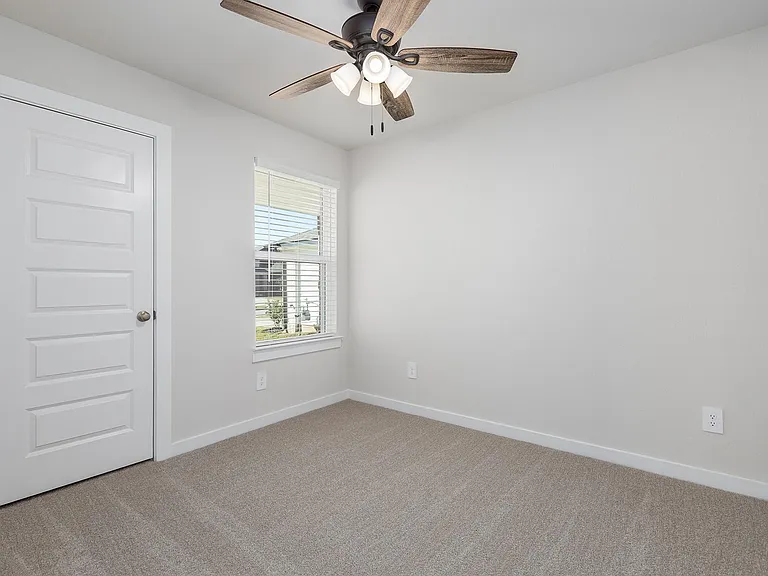 16691 Sterling Cliff St — Photo 23