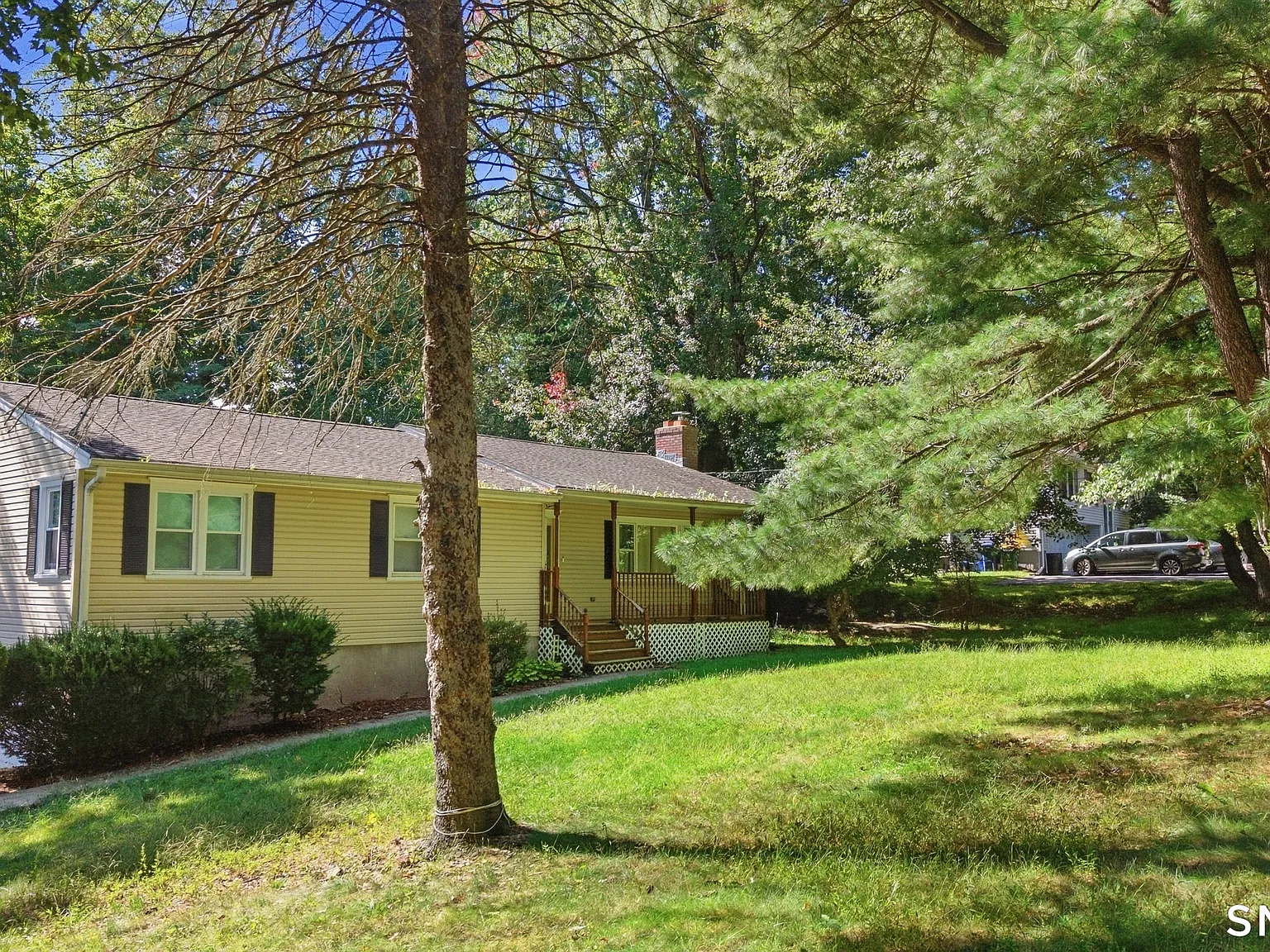 3 bed, 2.5 bath, 1756 sqft, $3,600 — Photo 4