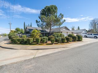 1555 Lavender Way, Redding, CA 96003