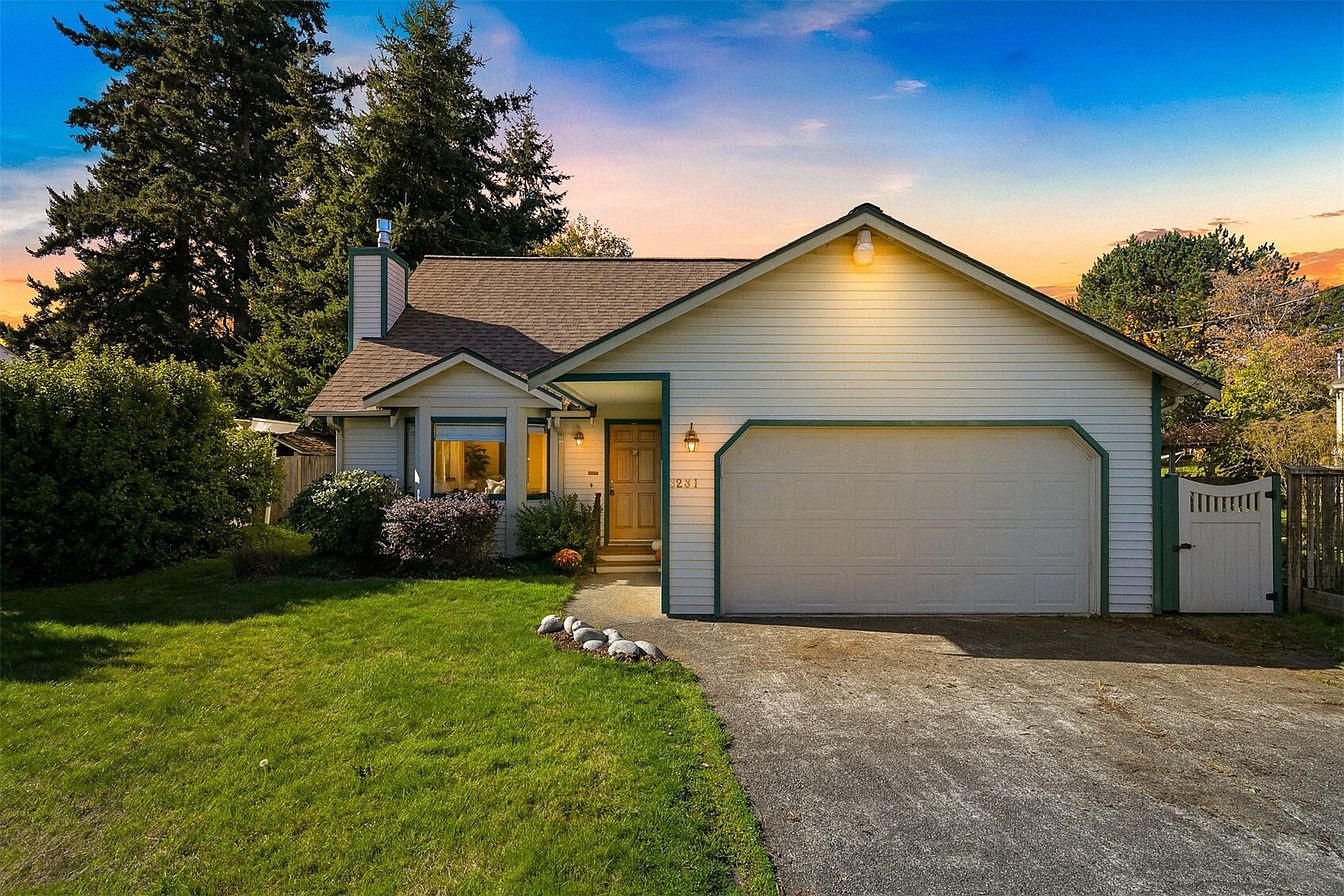 1st image of 3231 Pinewood Avenue