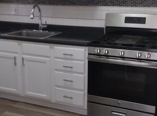 1920 Falcon Dr, Saint Louis, MO 63133