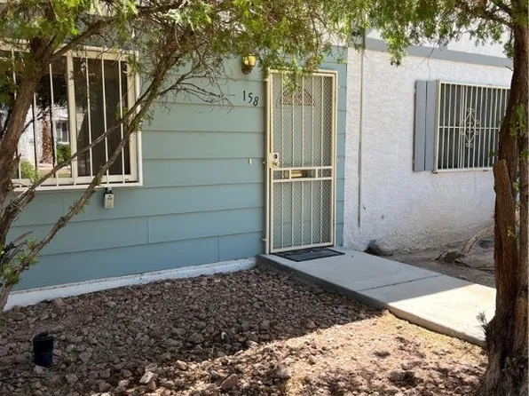 158 Greenbriar Townhouse Way, Las Vegas, NV 89121