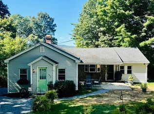 452 Hollis Rd, Lunenburg, MA 01462