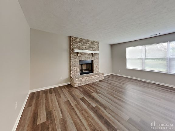 3rd image of 1607 Blankenship Dr