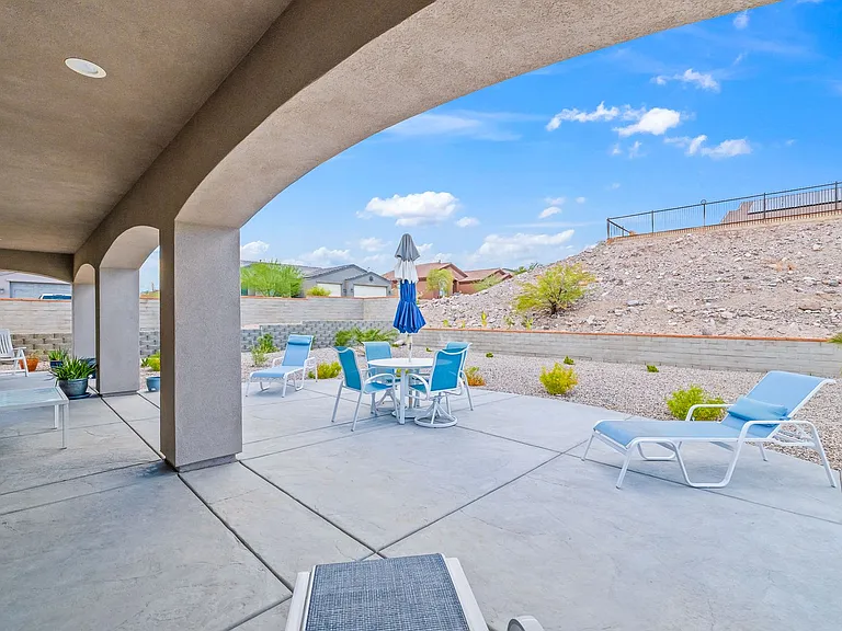 2836 Steamboat Dr — Photo 30