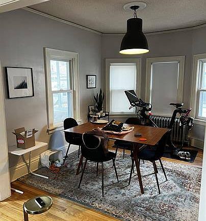 3rd image of 4555 Blaisdell Ave