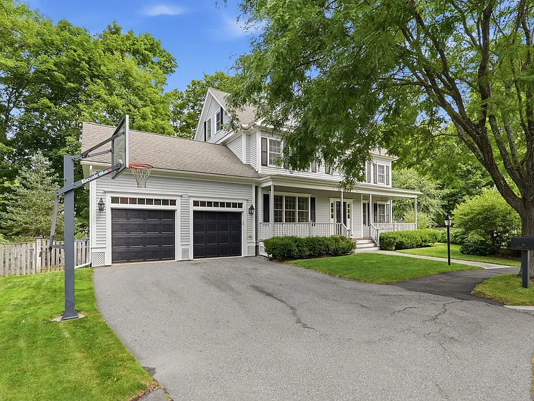 16 Gerber Cir — Photo 31