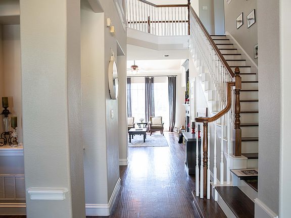2nd image of 808 Pond Springs Ct