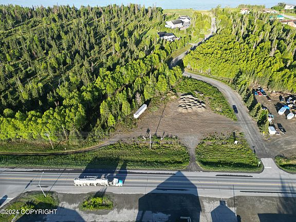 4th image of 13999 Kenai Spur Hwy