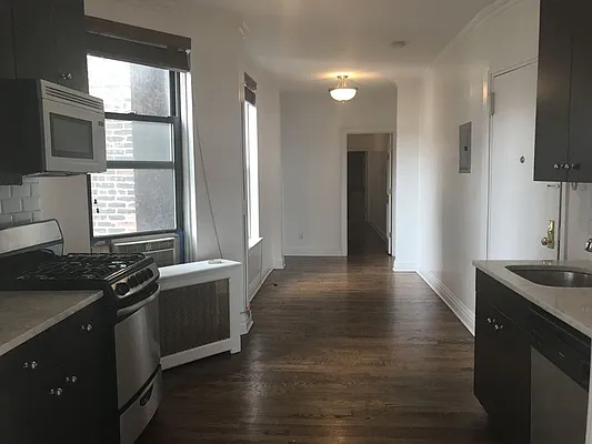 Rented by Platinum Properties | media 30